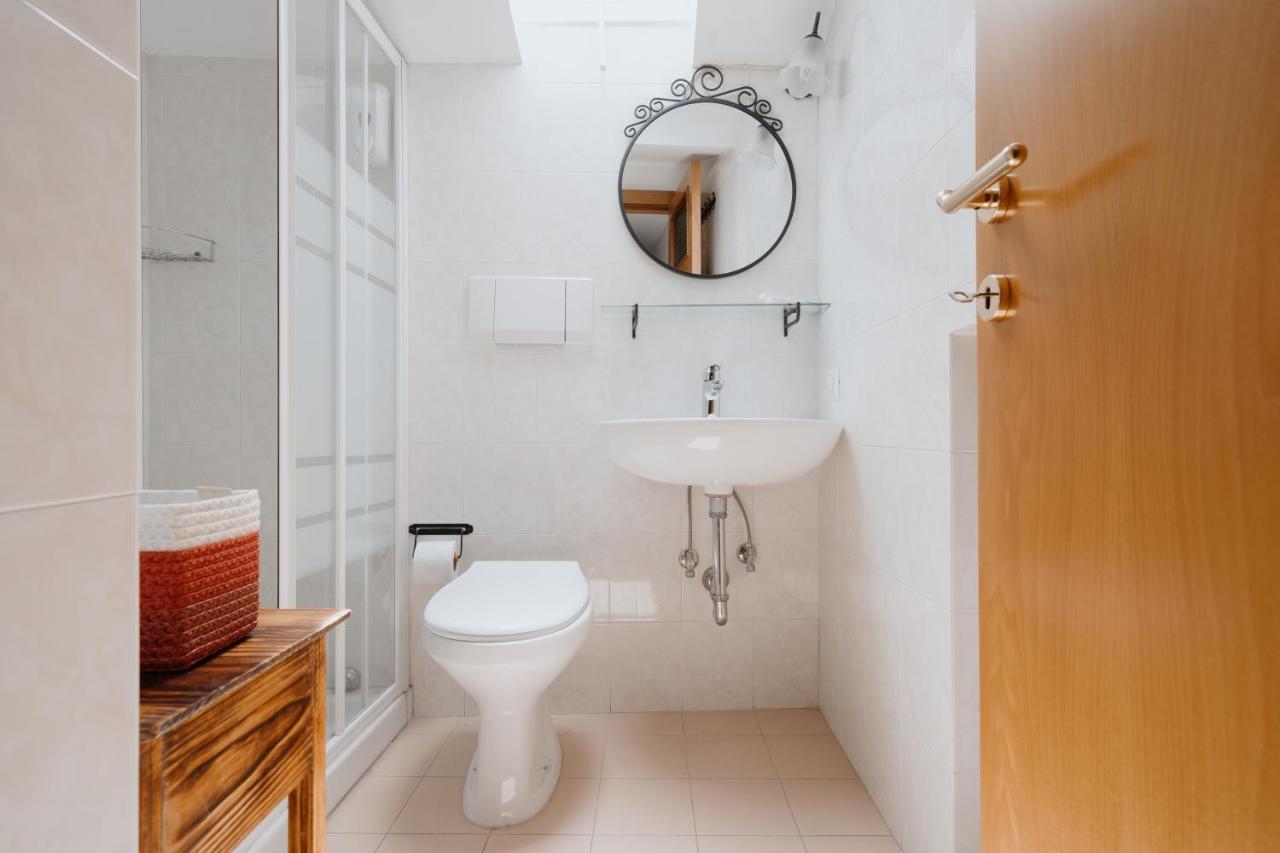 B&B La Finestra Sul Campanile Montecosaro  Екстериор снимка