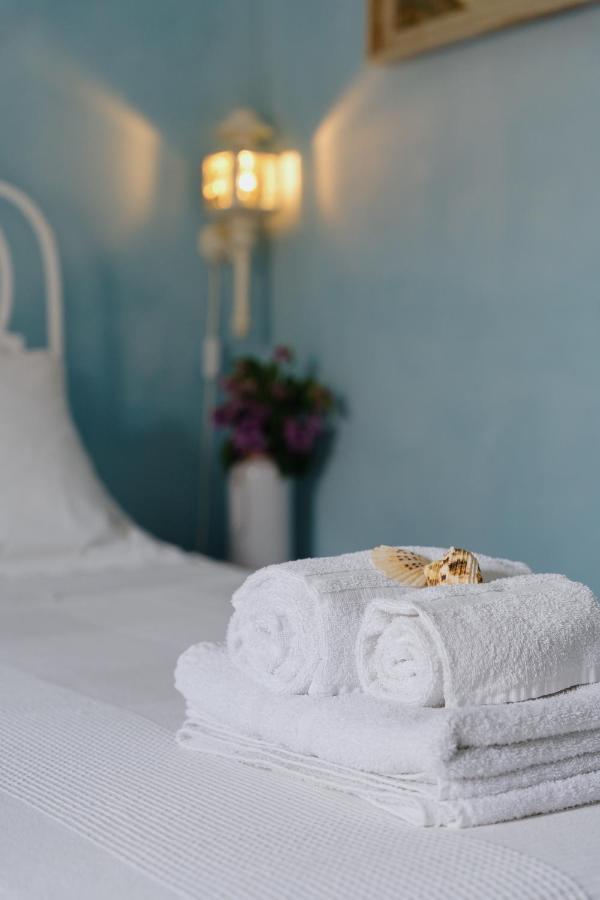 B&B La Finestra Sul Campanile Montecosaro  Екстериор снимка