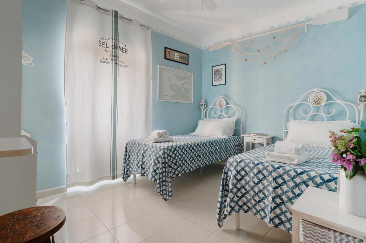 B&B La Finestra Sul Campanile Montecosaro  Екстериор снимка