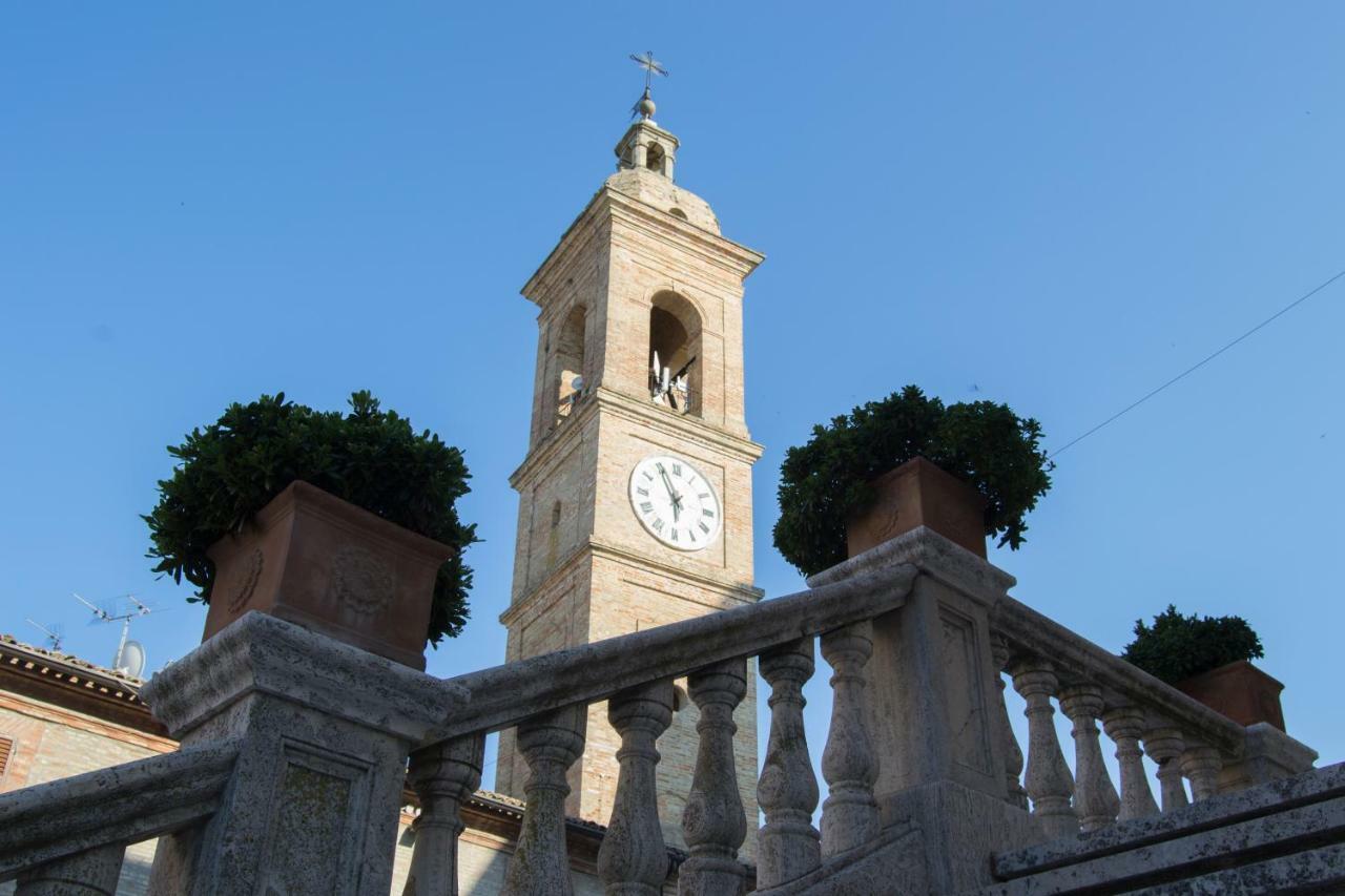 B&B La Finestra Sul Campanile Montecosaro  Екстериор снимка